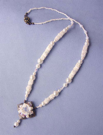 Bead Artistry Kits :Necklace with Faceted Glass Stone - White