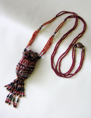 Bead Artistry Kits : Amulet Pouch Necklace - Reddish Brown